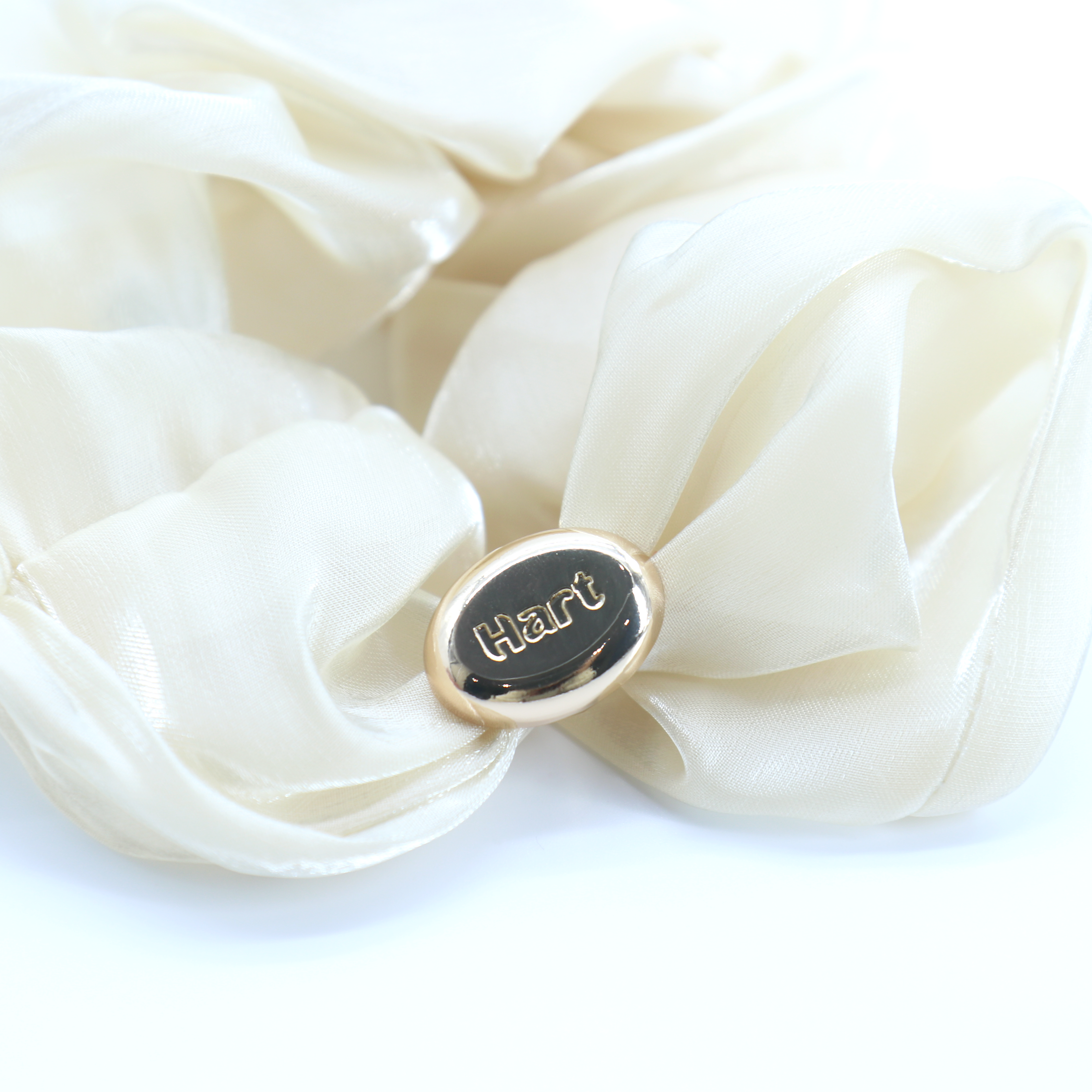 H ART Scrunchies Set