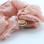 H ART Scrunchies Set